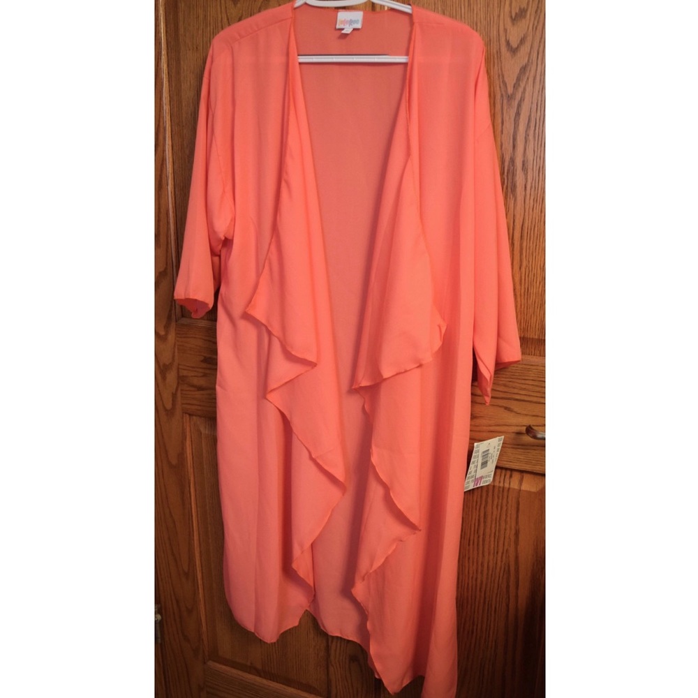 LuLaRoe Shirley kimono Medium NWT